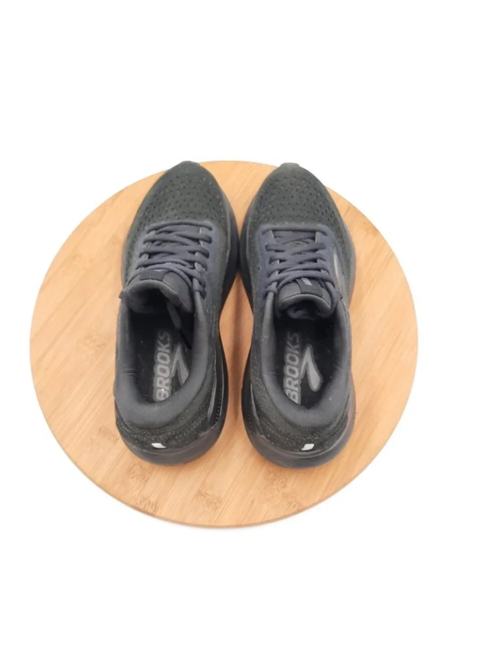 Brooks Adrenaline GTS 24 Womens Size 6.5 Shoes Triple Black Running Sneakers
